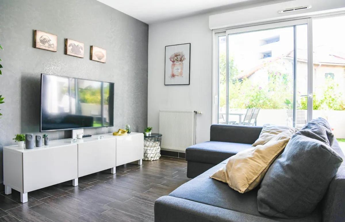 Superbe Appartement Avec Terrasse, Piscine & Parking Prive A Marseille Exteriér fotografie