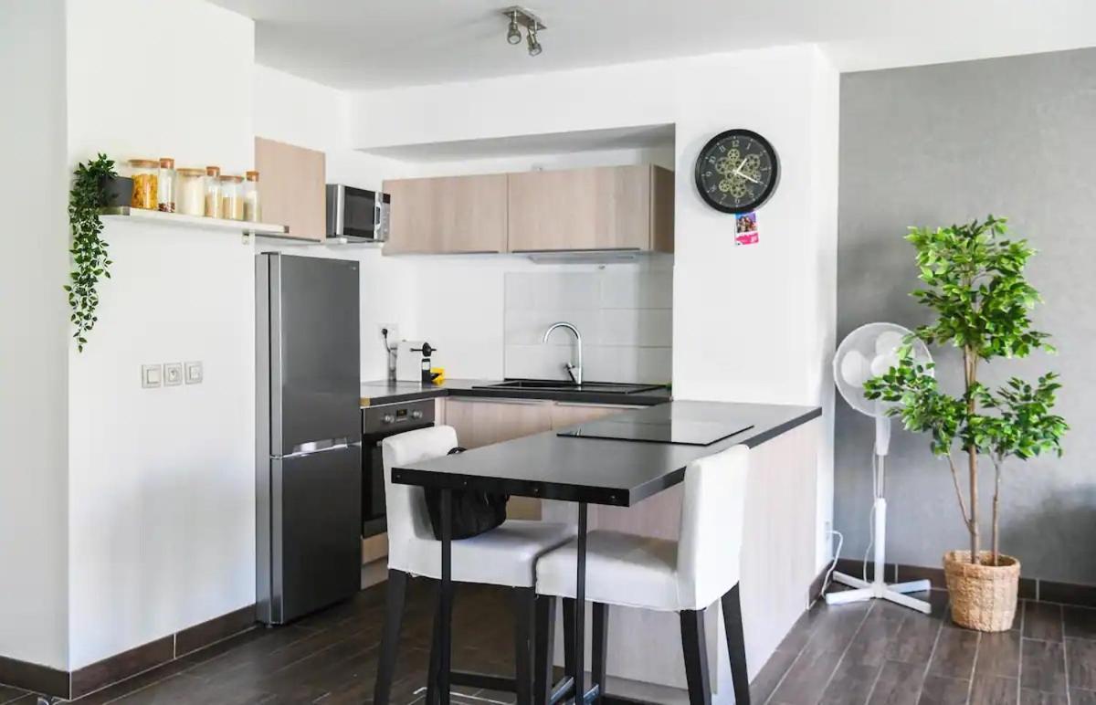 Superbe Appartement Avec Terrasse, Piscine & Parking Prive A Marseille Exteriér fotografie